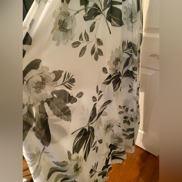 Calvin Klein black/white floral print cold shoulder maxi dress size 4 - Picture 7 of 11